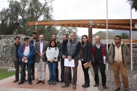 Ángel Cabeza, director nacional de Bibliotecas, Archivos y Museos (Dibam). Rodrigo Iribarren, director Museo Gabriela Mistral de Vicuña (Dibam) y parte de la comitiva en visita. Museo Gabriela Mistral de Vicuña.